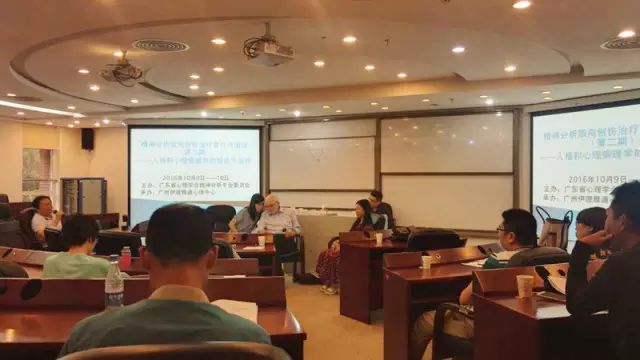 桃李成蹊，“伊”往无前